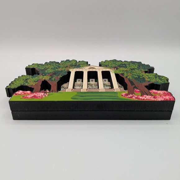 Twelve Oaks Revisited Wooden Figurine - Gone with the Wind, Shelia's 1999 - Picture 6 of 8